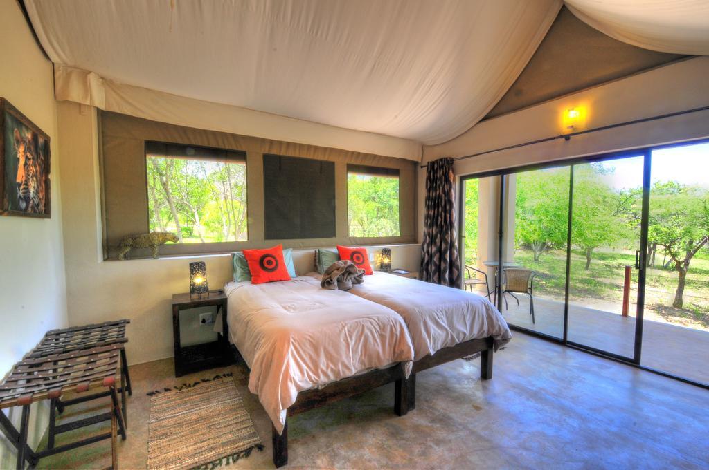Cheetah Paw Eco Lodge Guernsey Nature Reserve Extérieur photo